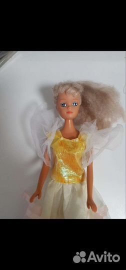 Кукла барби