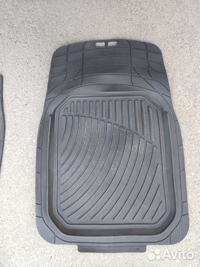 Автомобильные коврики резиновые бу