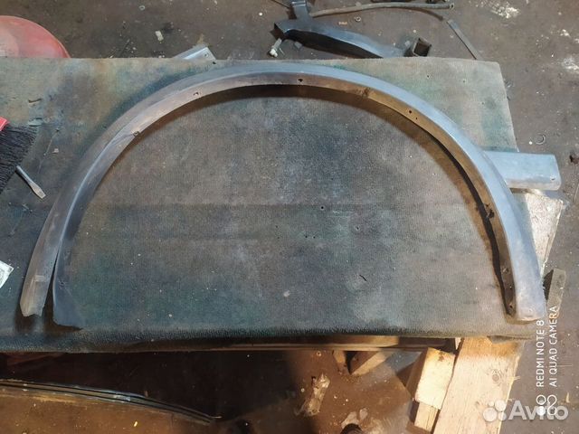 Молдинг крыла передний левый Golf 2