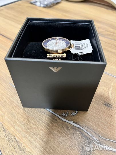 Часы наручные женские guess