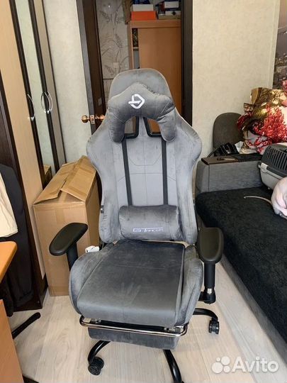 Компьютерное игровое кресло