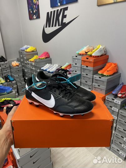 Футбольные оригинальные бутсы Nike Tiempo/Premier