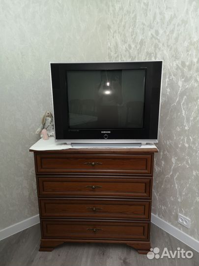 Телевизор samsung