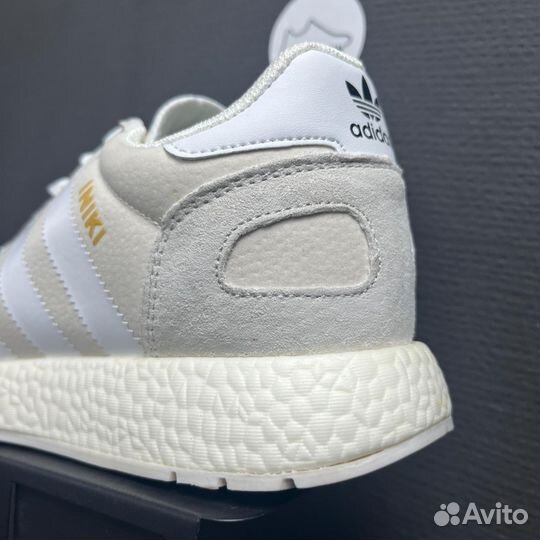 Кроссовки adidas iniki