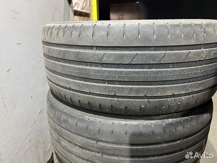 Nokian Tyres Hakka Black 2 225/50 R18 99W