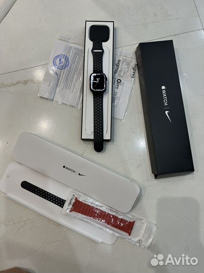 Apple Watch S7 45mm Midnight Nike