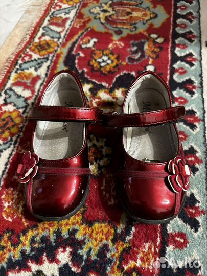 Обувь для девочки