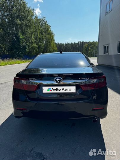 Toyota Camry 2.5 AT, 2012, 265 000 км