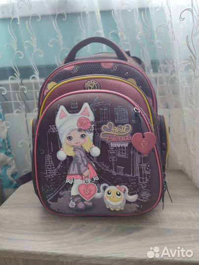 Рюкзак школьный 1-4 класс