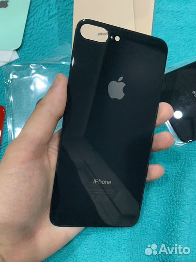 Задняя крышка iPhone 11