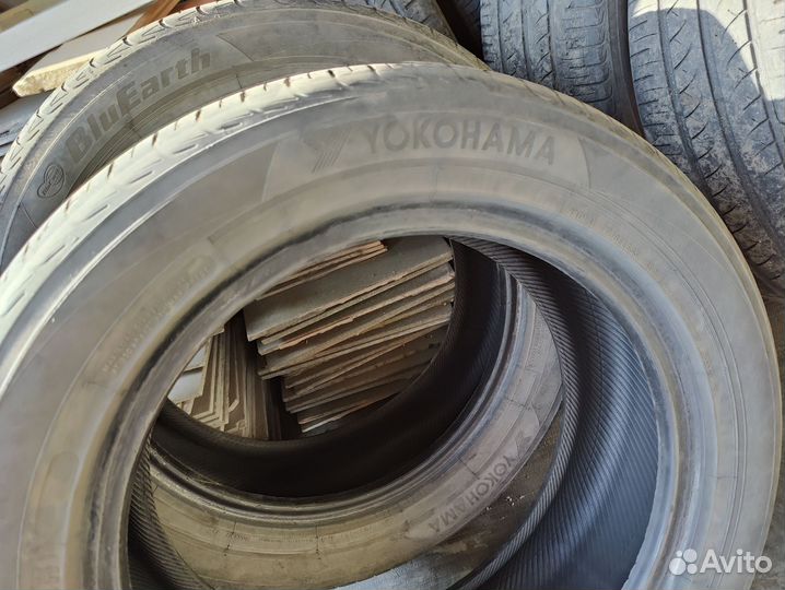 Yokohama 104ZR 205/55 R16