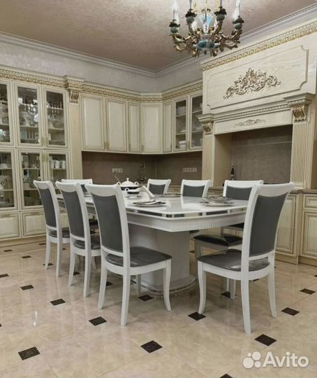 Стол для кухни со стульями