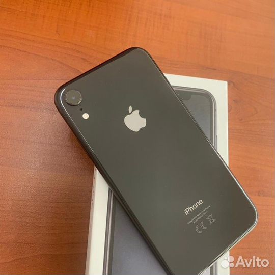 iPhone xr 128