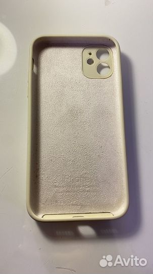 Чехол на iPhone 11