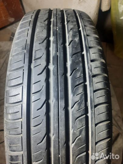 Dunlop Grandtrek PT3 215/65 R16