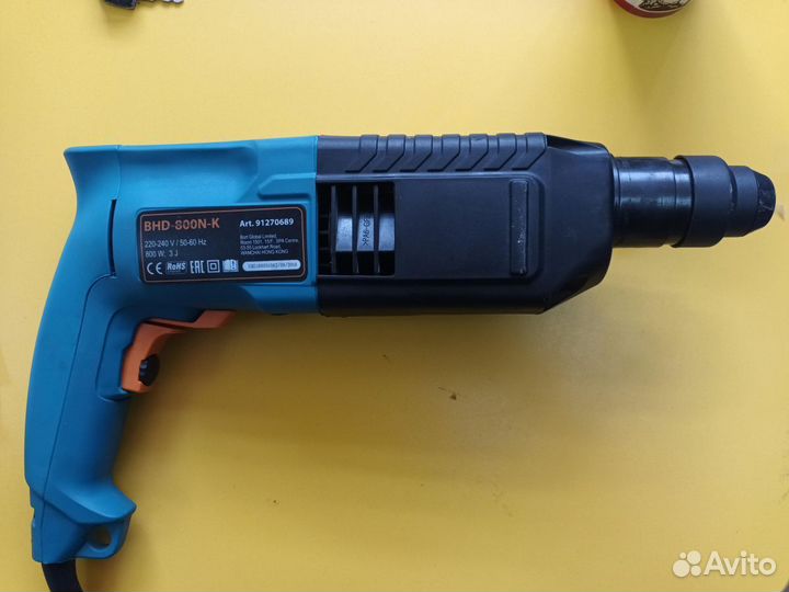 Перфоратор Bort Bhd-800N-K