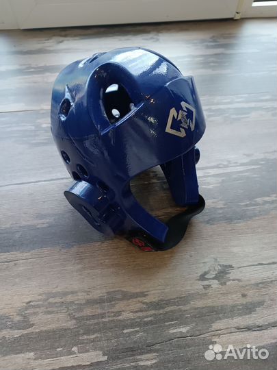 Шлем для тхэквондо