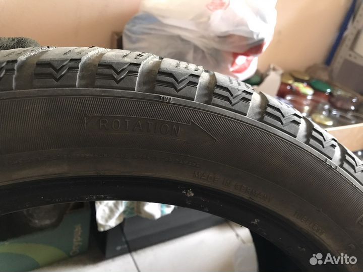 Dunlop SP Winter Sport 245/45 R18