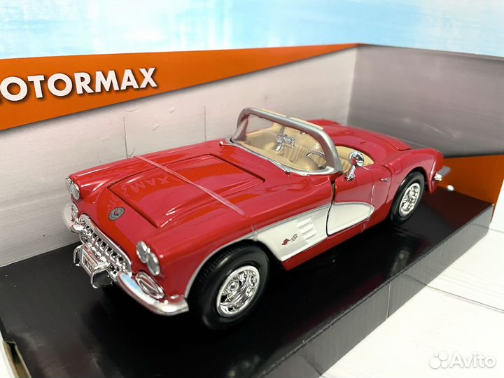 Модель автомобиля Chevrolet Corvette 1958 1/24