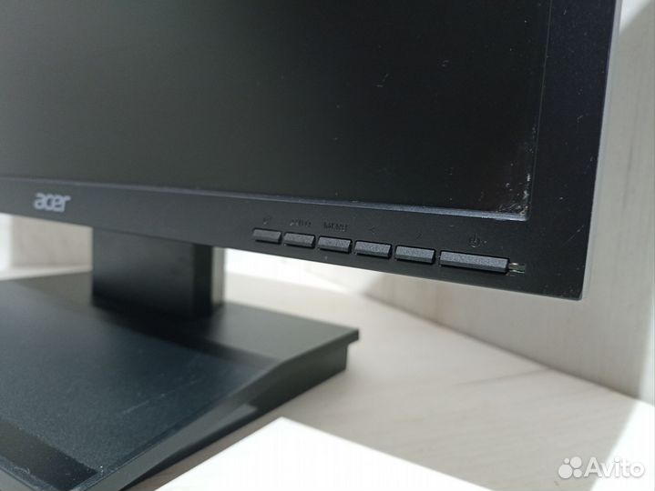 Монитор Acer V193DOb 19