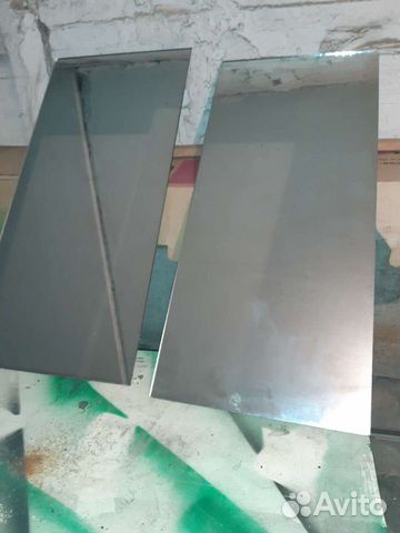 Зеркалом. Размер 85 40 0.05