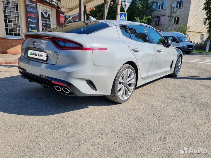 Kia Stinger 2.0 AT, 2019, 130 500 км