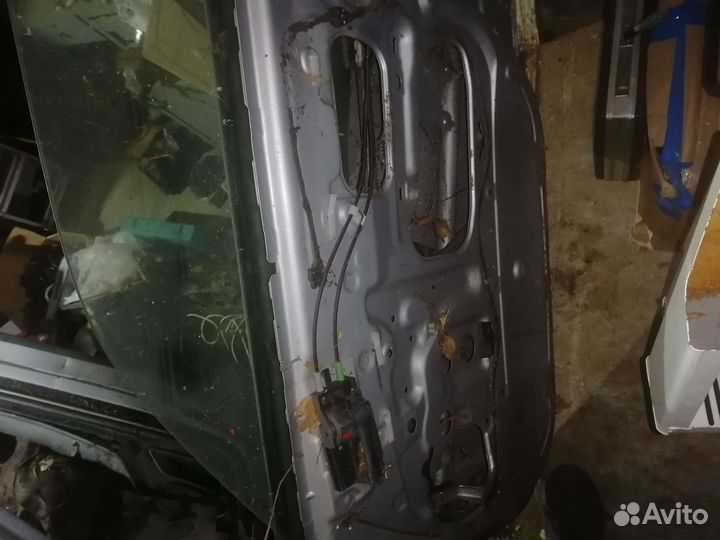 Двери toyota probox-фильбери в разбор