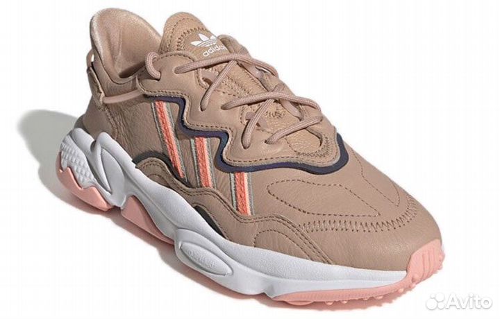 Кроссовки adidas ozweego