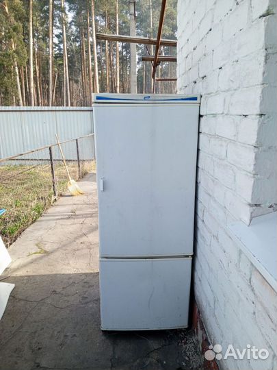 Холодильник на запчасти