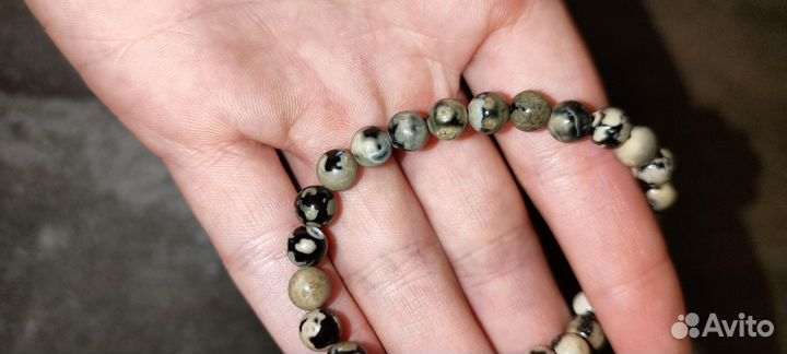 Браслет из яшмы