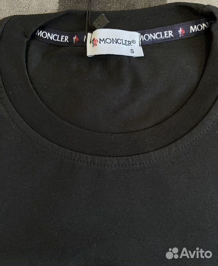 Футболка Moncler