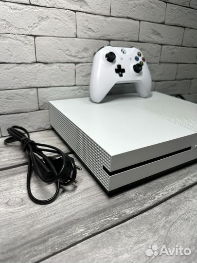 Игровая приставка xbox one s 500gb