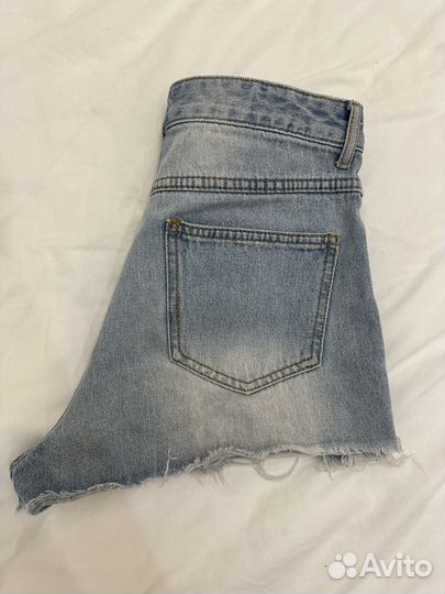 Джинсовые шорты