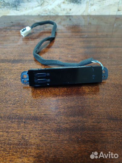 Часы салонные Ниссан Максима A33