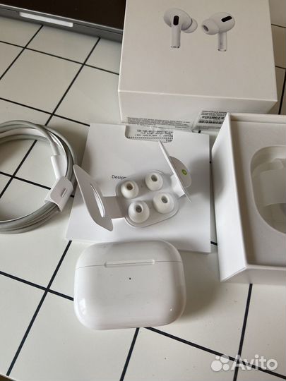 Apple AirPods Pro оригинал
