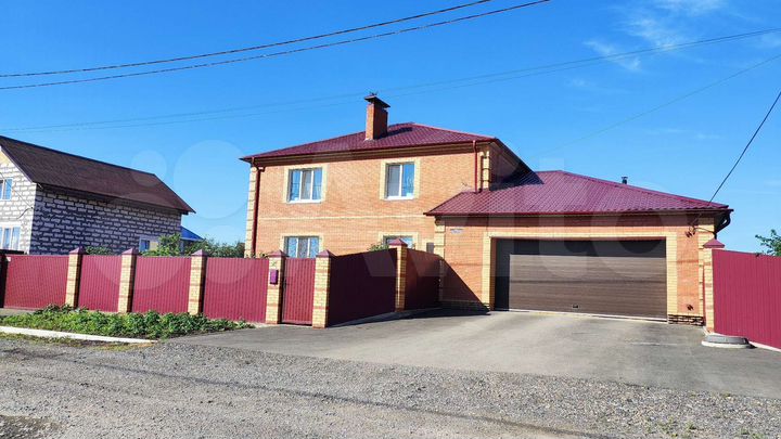 Дом 387 м² на участке 13,5 сот.