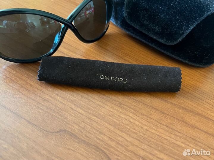 Солнечные очки tom ford