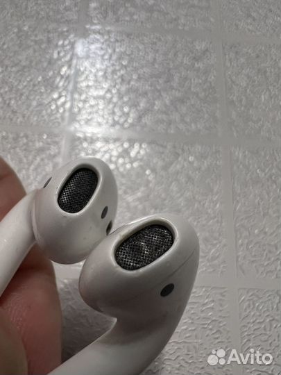 Наушники apple airpods A1602