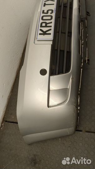 Бампер передний Opel Meriva