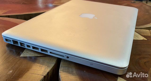 Macbook Pro 13 2011 i5 2.4Ghz 500GB объявление продам