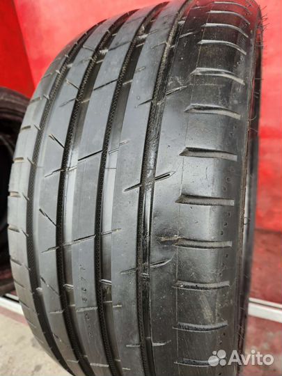 Nokian Tyres Hakka Black 2 245/35 R20