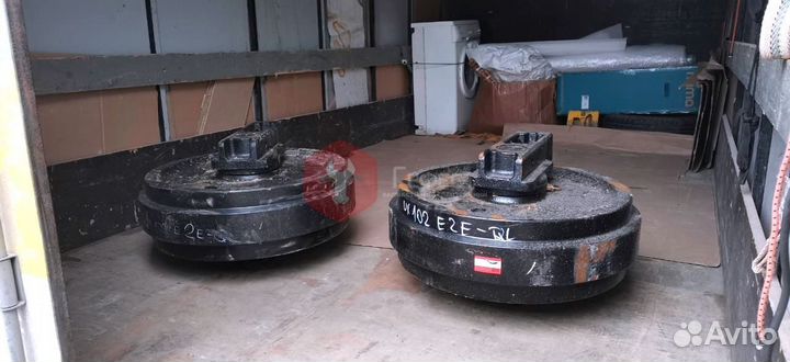 Ленивец Hitachi ZX350LCH-5G