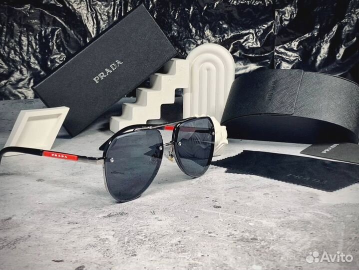 Очки Prada Aviator