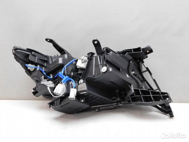 Фара левая Toyota Land Cruiser Prado