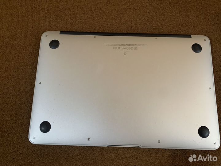 Apple MacBook Air 11 2011
