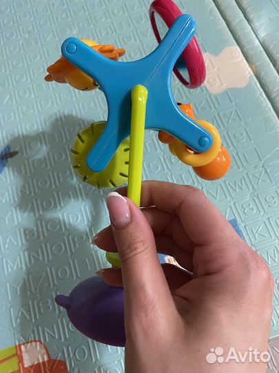 Игрушка на присоске