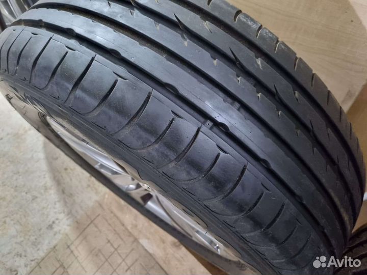 R17 Nexen N8000 235/65, PCD 5x114.3 DIA 67.1