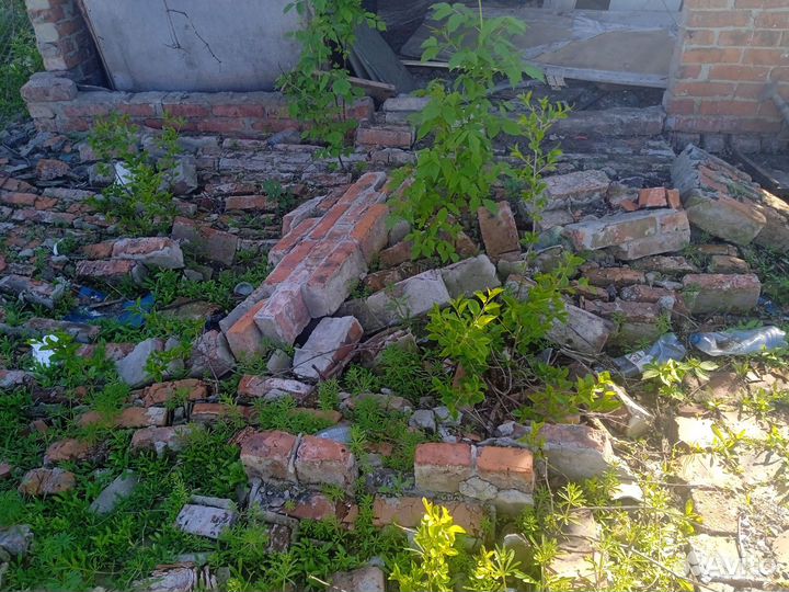 Кирпич красный