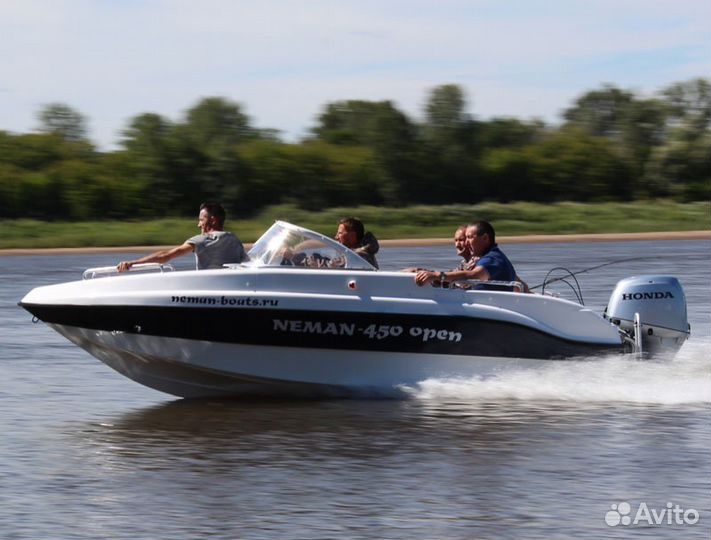Новый открытый катер Неман 450 Open в наличии