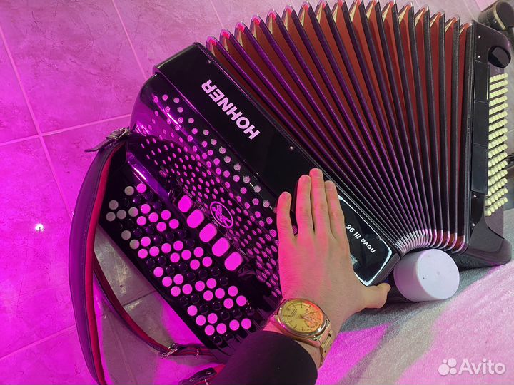Hohner Nova III 96 Баян Пятирядный Лёгкий Немецкий